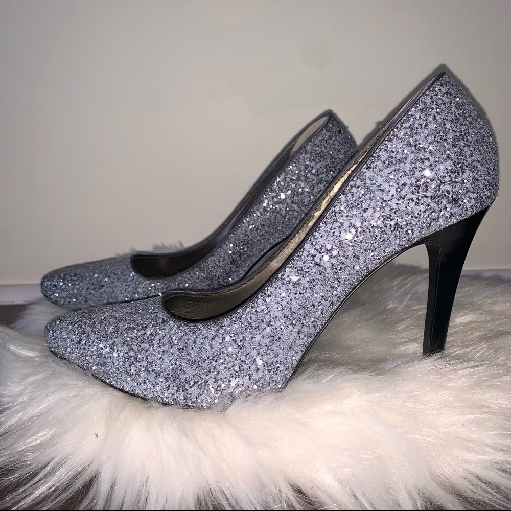 Carlos Santana Posy Metallic Blue Glitter Pumps